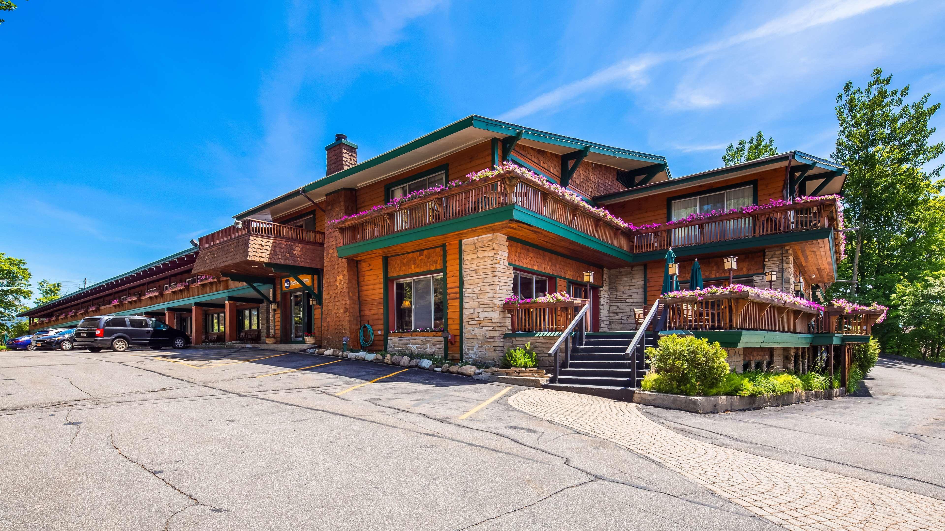 Best Western Adirondack Inn Lake Placid Bagian luar foto