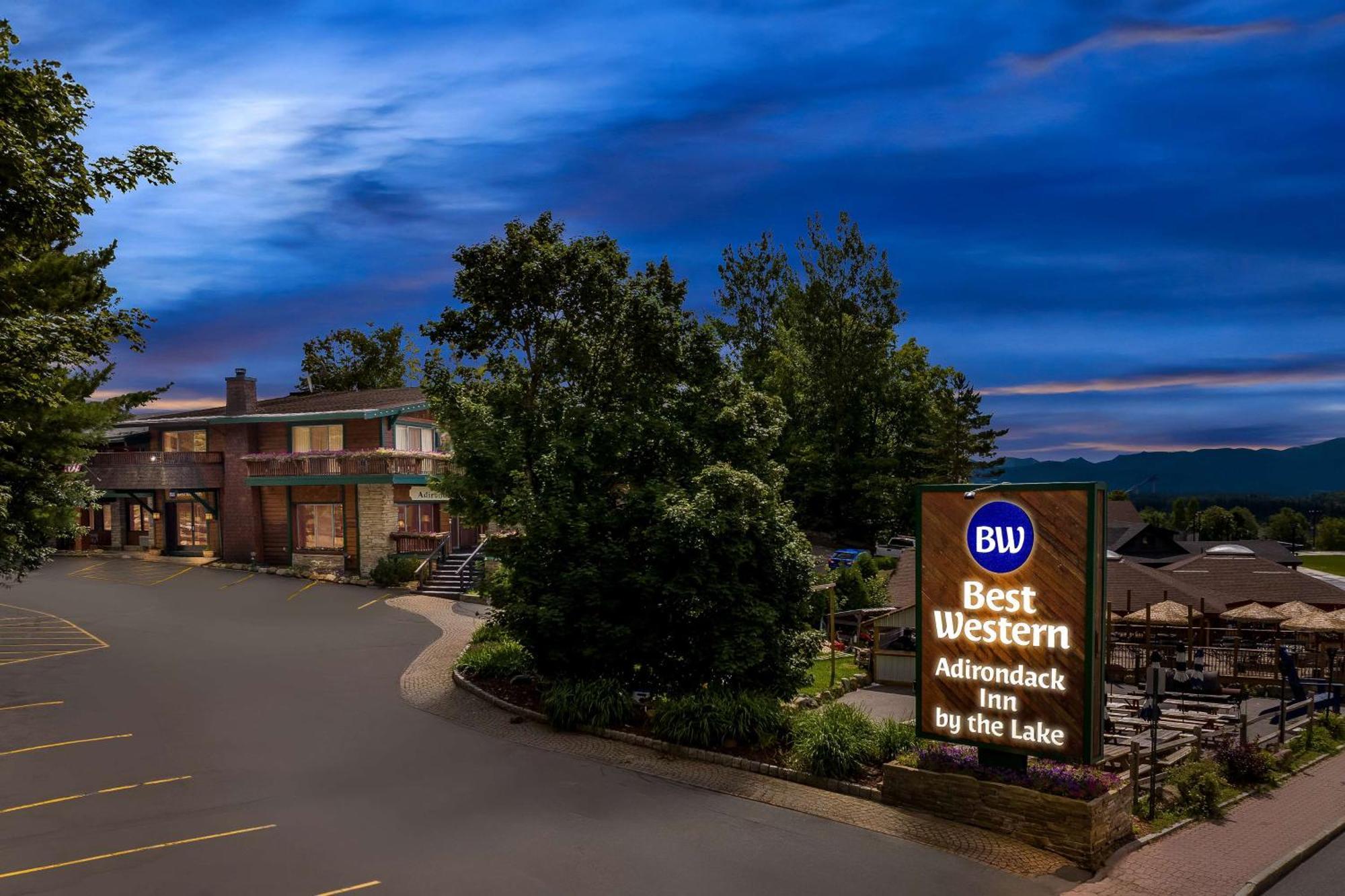 Best Western Adirondack Inn Lake Placid Bagian luar foto