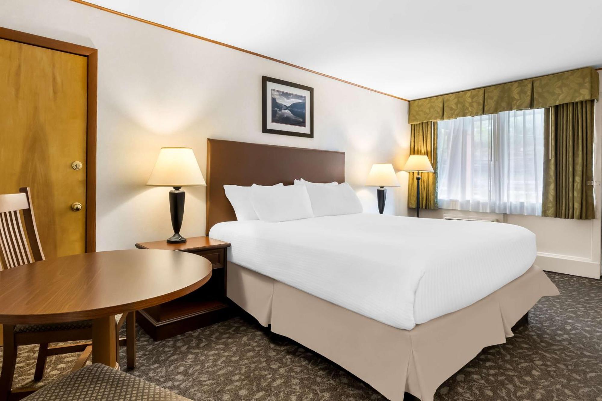 Best Western Adirondack Inn Lake Placid Bagian luar foto